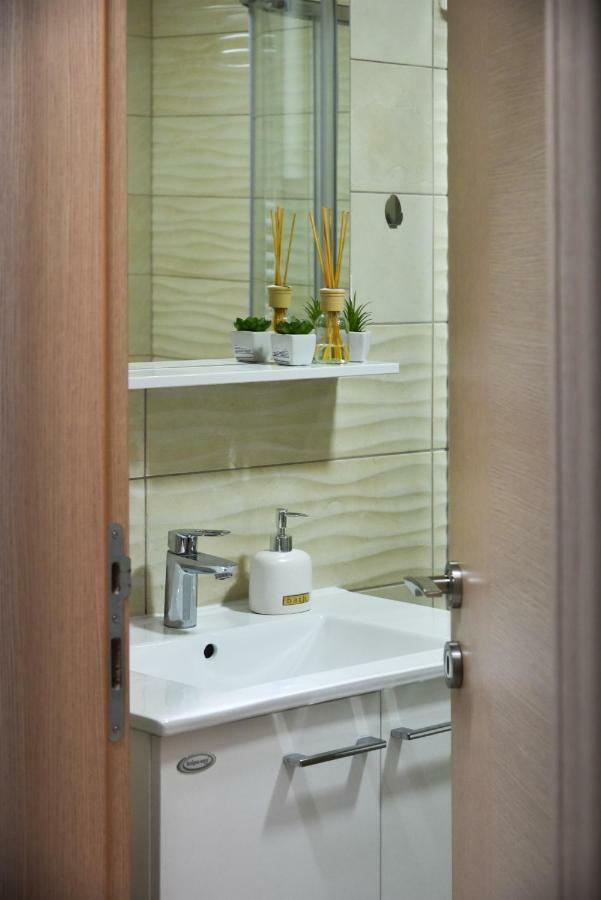 Lux Apartment Flatiron Üsküp Dış mekan fotoğraf